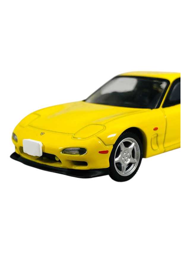Tomica Limited Vintage Tomytec Mazda RX7 Yellow LV-N174b
LV-N174b premium collection 1/64 - Image 4