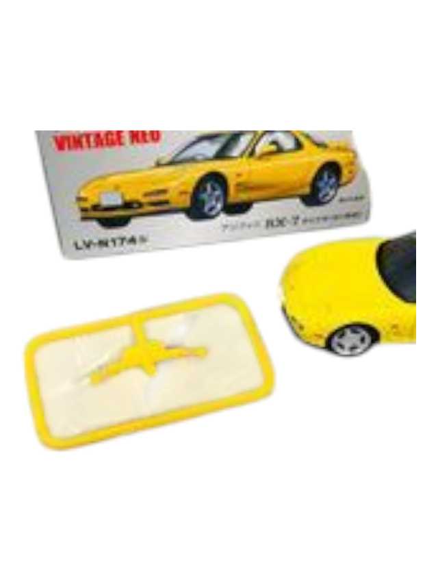 Tomica Limited Vintage Tomytec Mazda RX7 Yellow LV-N174b
LV-N174b premium collection 1/64 - Image 7